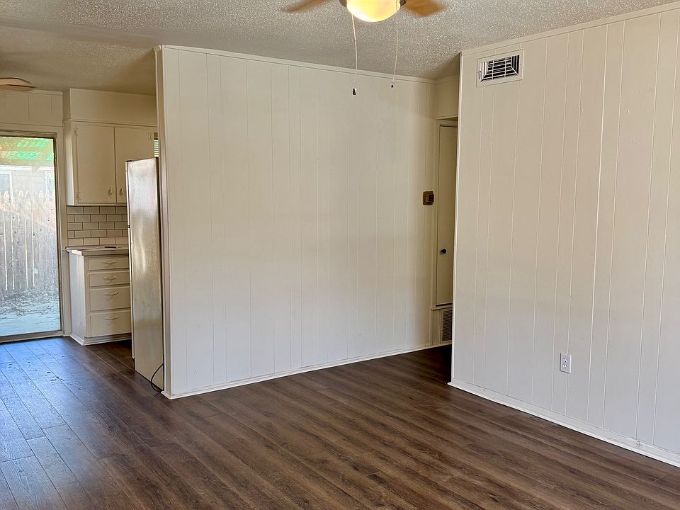 1st image of 3321 Wingate Dr #3323
