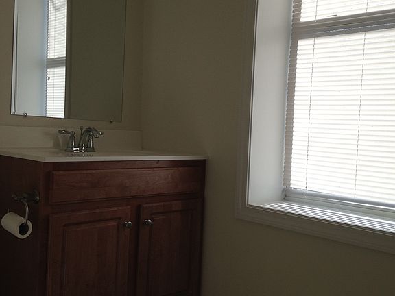 4th image of 2232 5th Ave APT 1R
