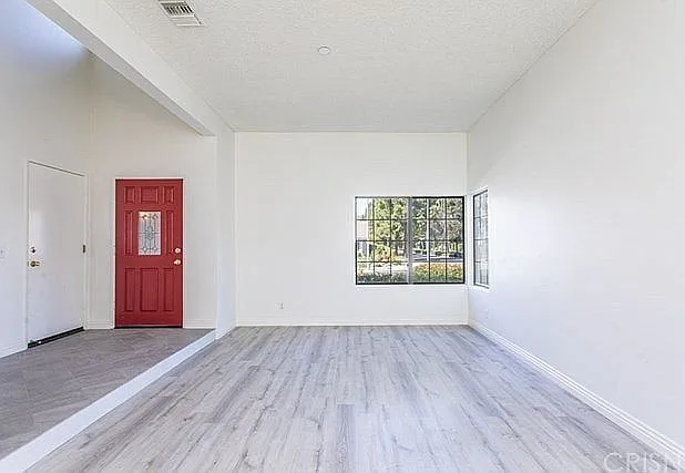 23650 Arminta St — Photo 4