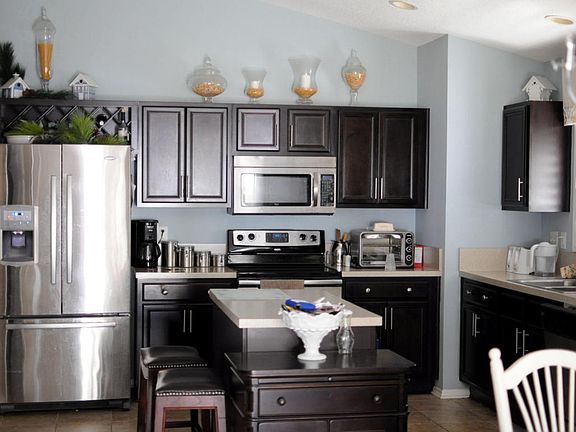 2nd image of 109 Terracina Dr