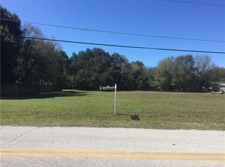 405 10th St SW, Ruskin, FL 33570