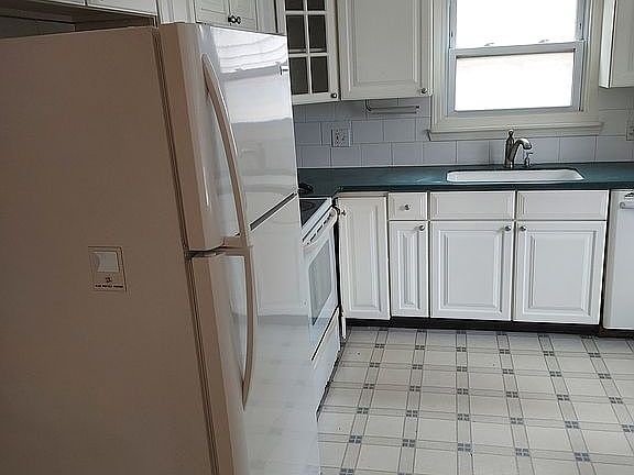 2nd image of 14500 Washington Blvd