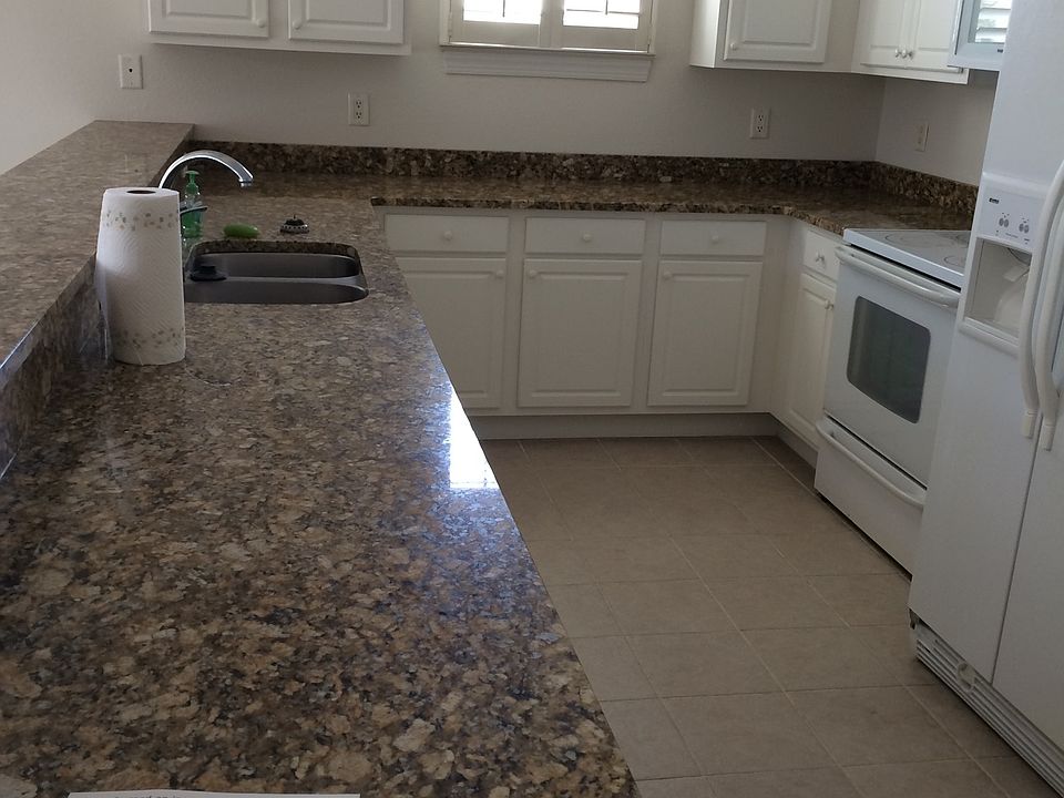 nice big kitchen