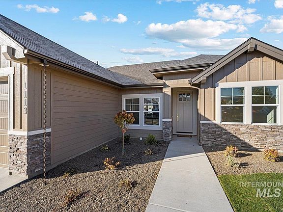 2nd image of 1113 Whitewater Way