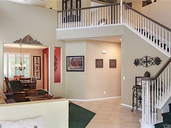 2nd image of 28832 Carnation Ct