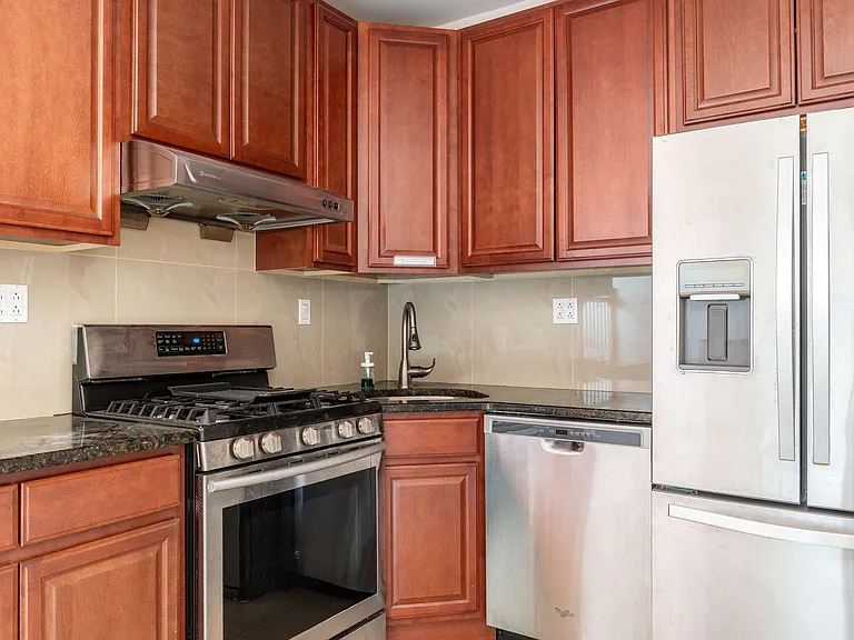 3803 Haverford Ave — Photo 15