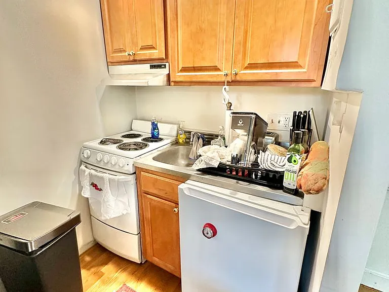 1982 - Webster — Photo 31