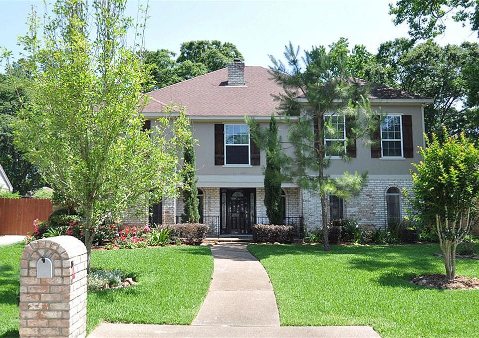 1st image of 2215 Rolling Meadows Dr