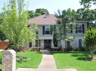 2215 Rolling Meadows Dr, Humble, TX 77339