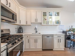7 Pine St, Jefferson Twp., NJ 07849