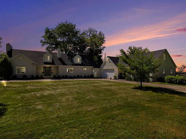 2555 Lakeside Path, Saint Joseph, MI 49085