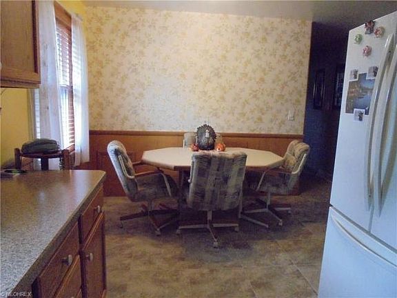 5th image of 3894 Artmar Dr