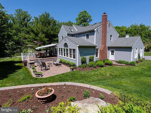 4th image of 510 Buttonwood Dr