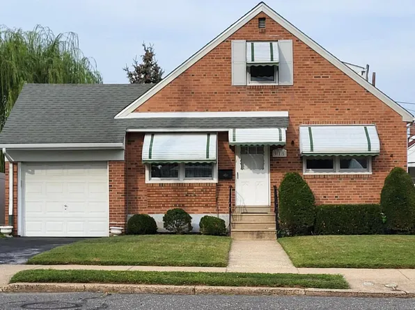 915 Borbeck Ave, Philadelphia, PA 19111