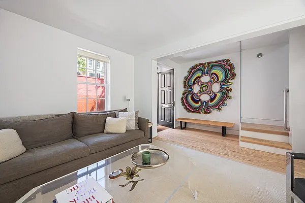 Sold by Compass | media 14