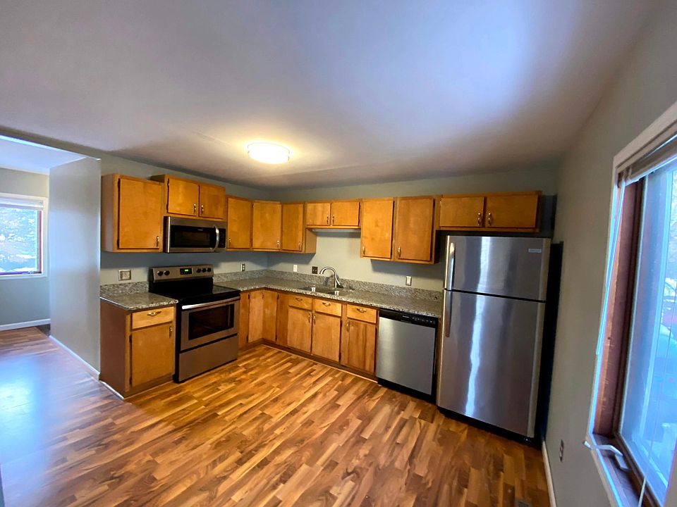 1st image of 669 Laurel Ave #2