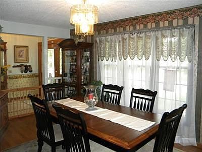 5th image of 2601 Monterey Dr