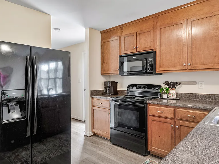 1200 Bon Air Crest Pl — Photo 15