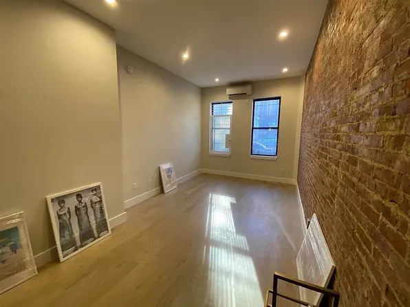 1090 Bedford Avenue image 2 of 14