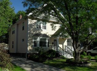 1305 W 105th St, Cleveland, OH 44102
