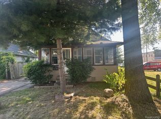 20736 Ehlert Ave, Warren, MI 48089