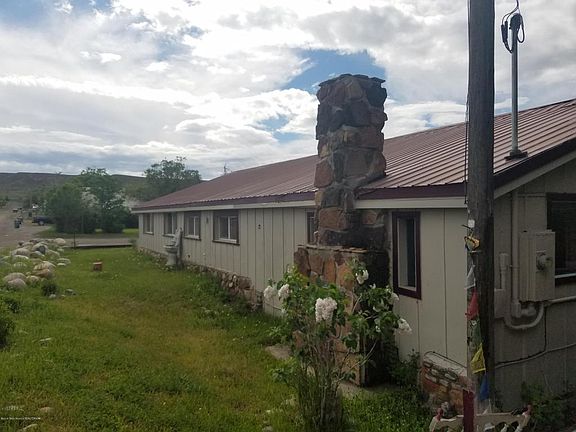 2nd image of 11 Clendenning St