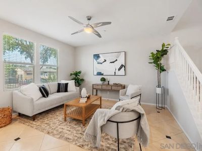 211 Calle Del Sol, Vista, CA, 92083