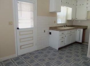 321 W Mill St, Kewanee, IL 61443