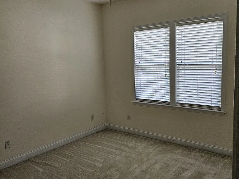 4309 Sunset Woods Ct — Photo 6