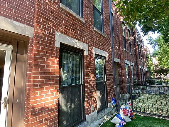 4th image of 1662 N Bissell St