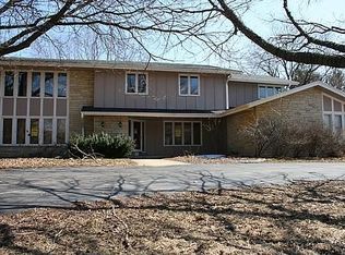 1740 Brojan Dr, Elm Grove, WI 53122