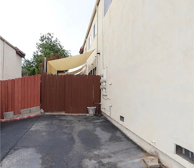 1014 Junipero Dr — Photo 34