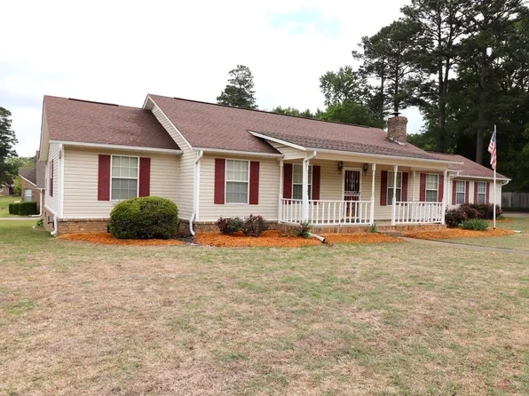 1726 Regency Dr, Malvern, AR 72104