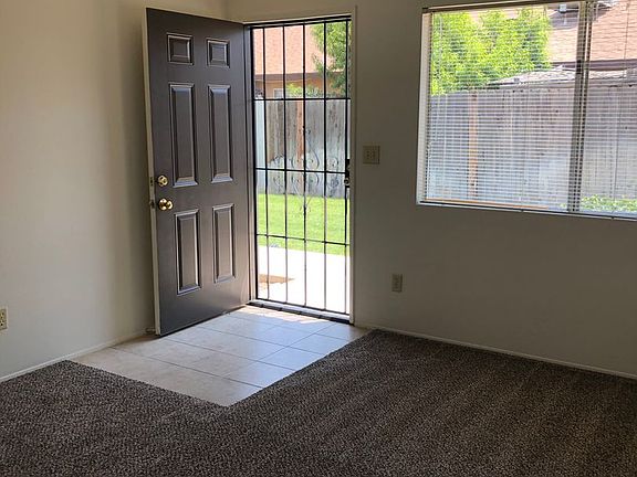 2nd image of 2421 Westholme Blvd APT D