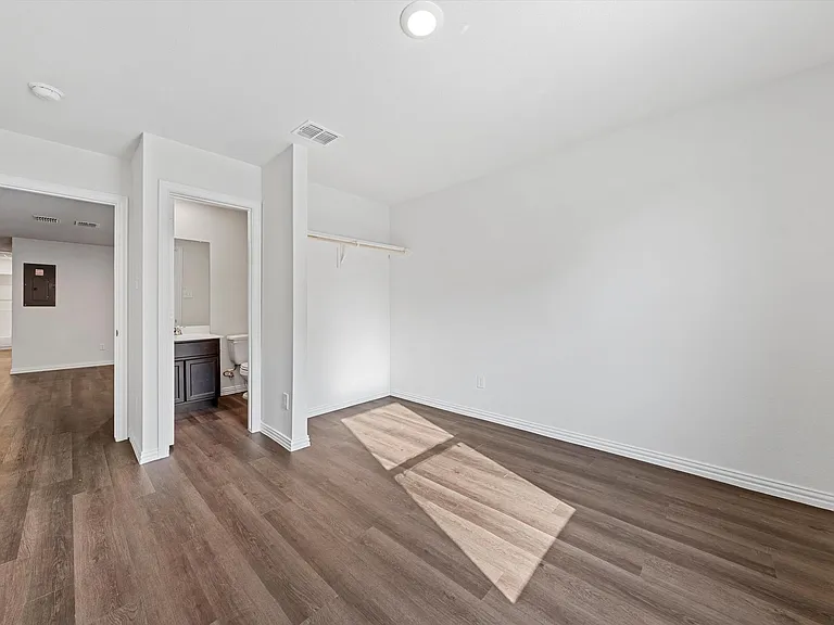 1104 Rose St #A — Photo 6