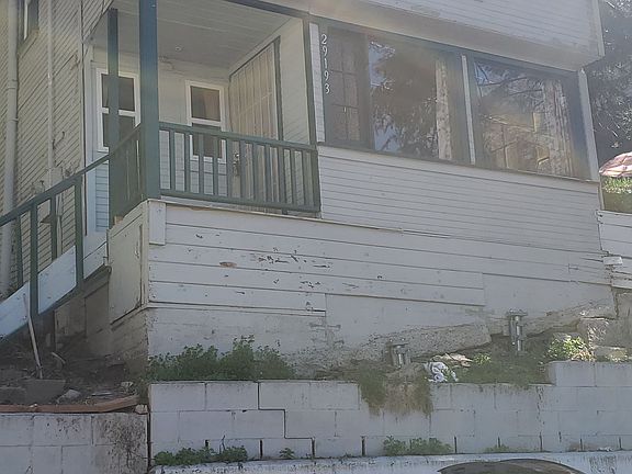 2nd image of 29193 Lakeview Dr