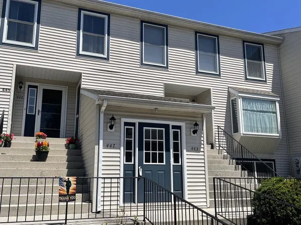 443 Springbrook Ct, Hanover, PA 17331