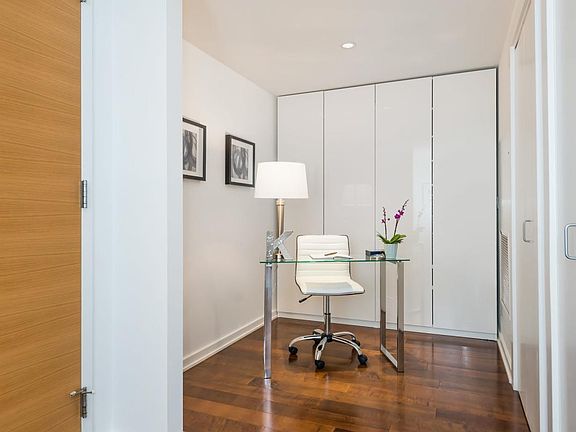 5th image of 1 Hawthorne St Unit 2E