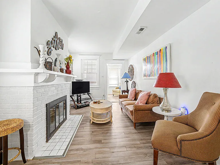 5 N Newport Ave #1 — Photo 6