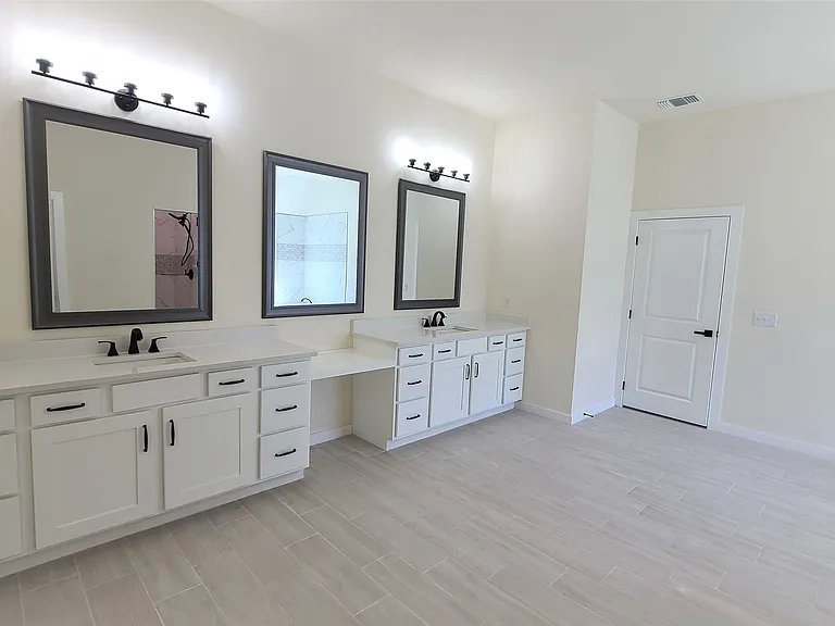 108 Tralee Ct — Photo 12