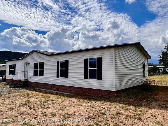 4th image of 115 Crazy Horse Cir
