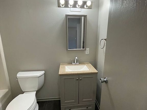 3rd image of 706 S 2nd Ave W APT 4