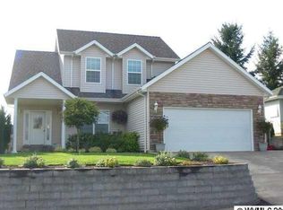 1443 SW 14th St, Dallas, OR 97338