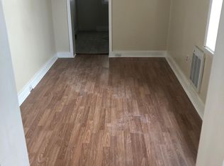 1122 Buttonwood St, Reading, PA 19604