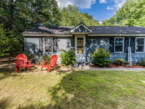 79 Chester Turnpike, Hooksett, NH 03106