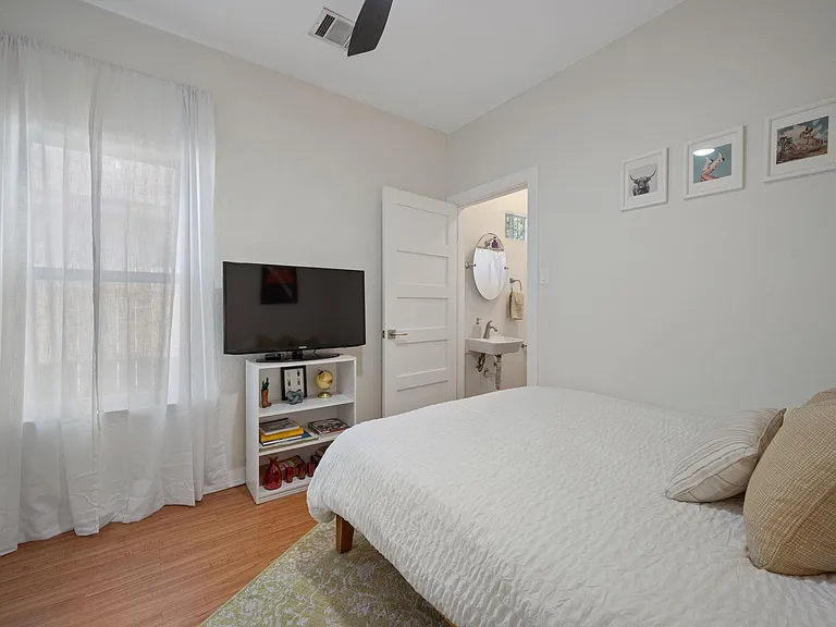 4603 Ribbecke Ave — Photo 32
