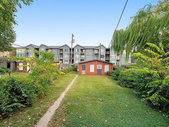 3rd image of 4143 Shaw Blvd