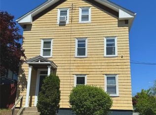 884 River Ave, Providence, RI 02908