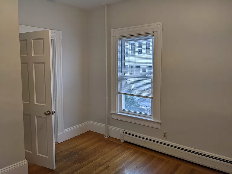25 Liberty Ave #1 — Photo 4