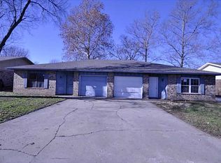 716 S 24th St, Rogers, AR 72758